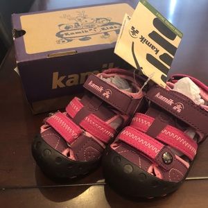 Kamik NWT Baby girls sandals